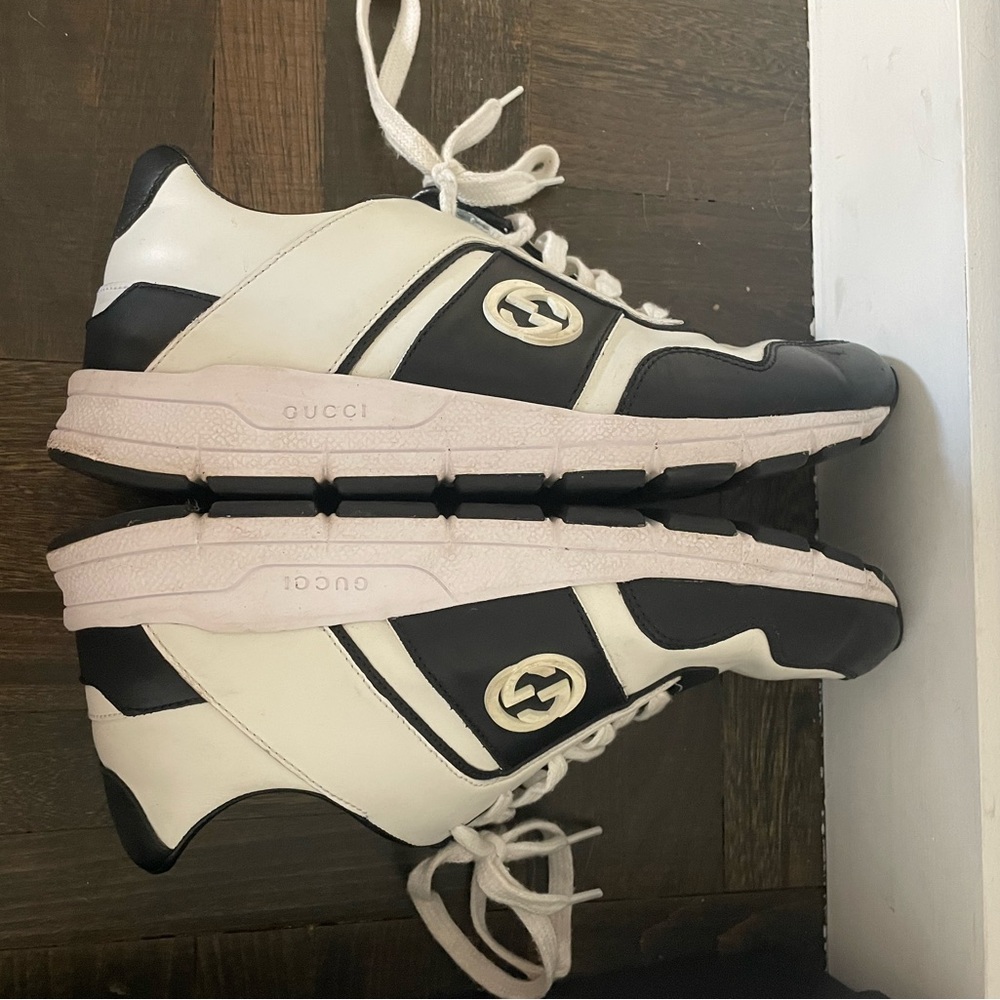 Gucci Miro Soft Nero Bianco white and black sneakers size 39 with box - Picture 4 of 8